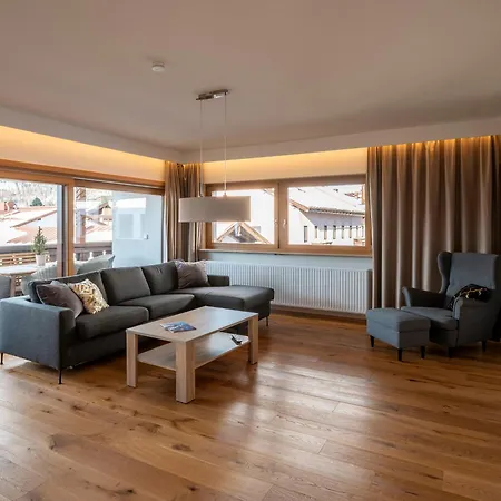 Rosa * Sankt Johann in Tirol